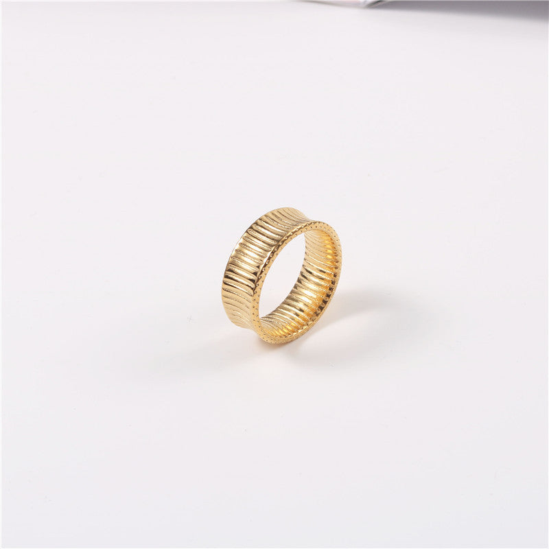 18K Gold Thick Chain and Irregular Melted Ring Set