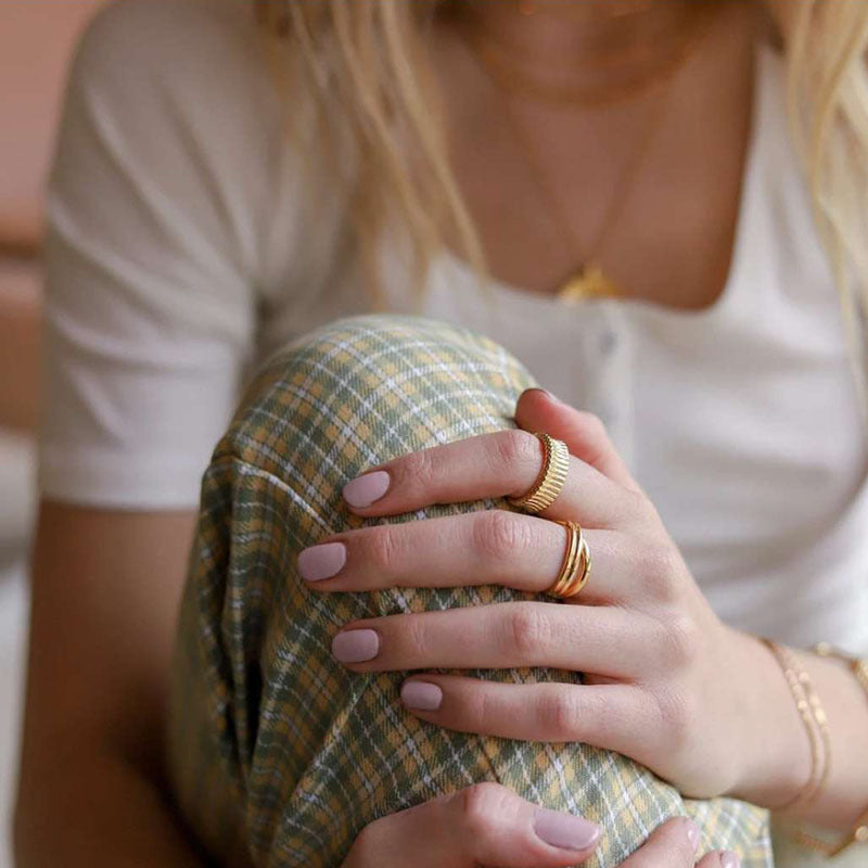 18K Gold Thick Chain and Irregular Melted Ring Set